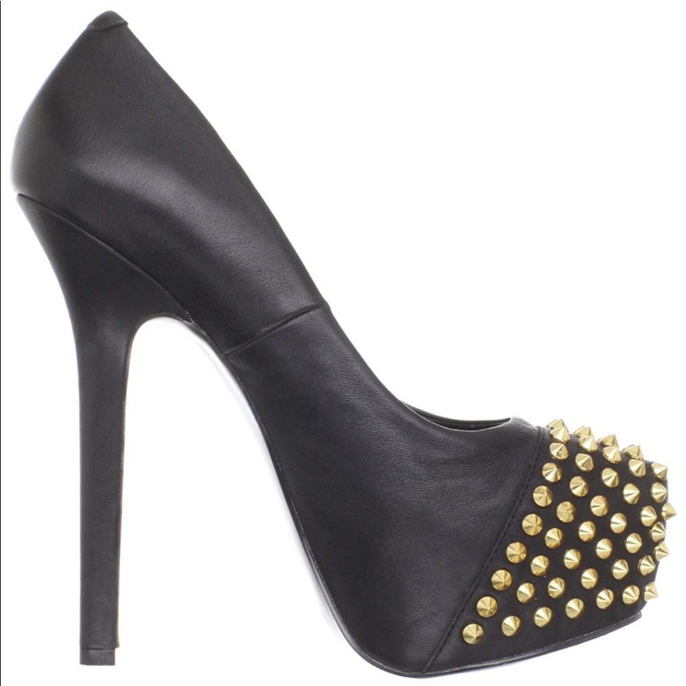 Steve Madden “Bolddd” Black Platform Heels